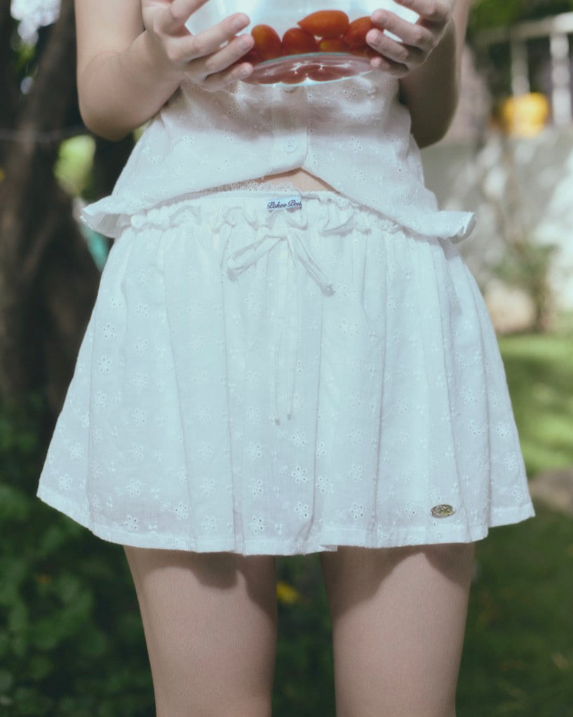 WYNN SKOT (WHITE EYELET)
