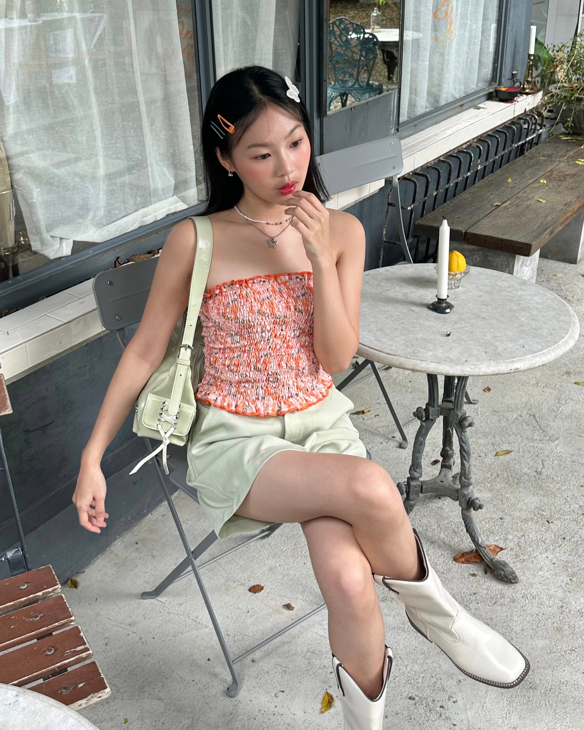 RUFFLE TOP (THURSDAY)